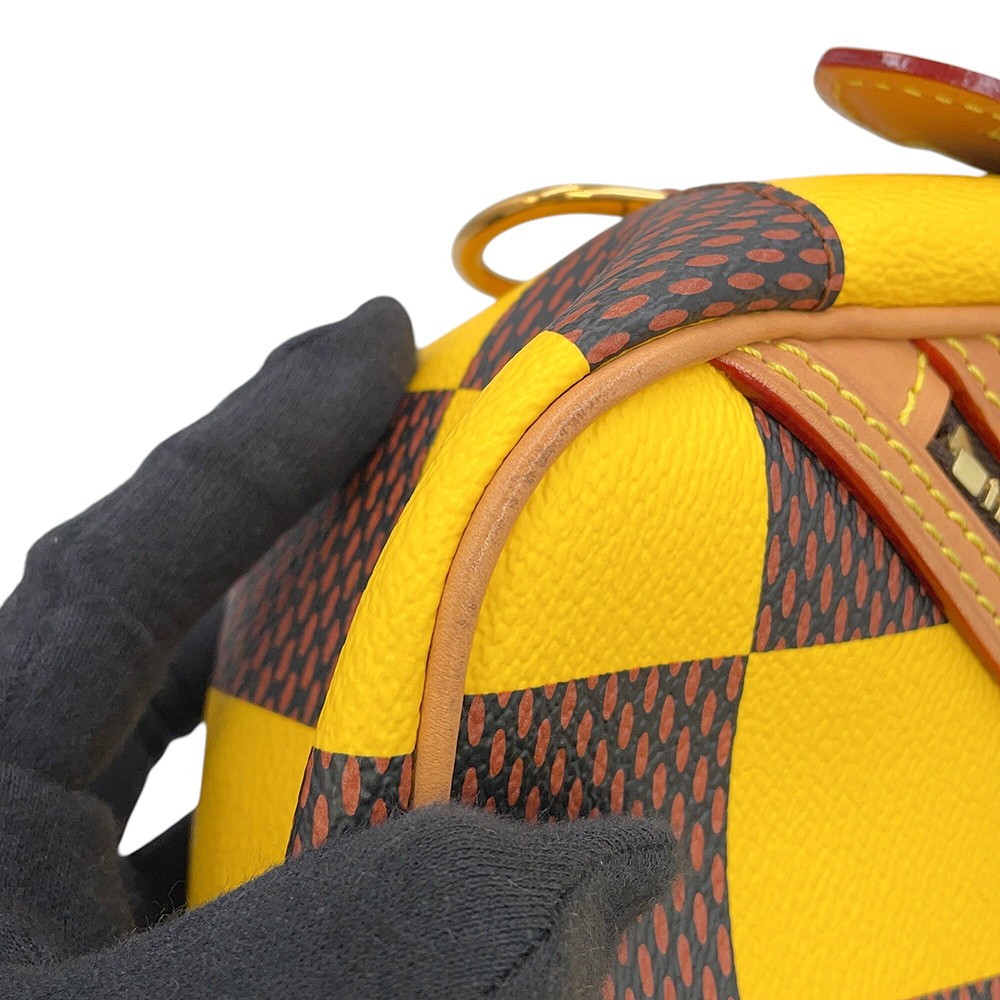 LOUIS VUITTON Chess Messenger Damier・Pop JauneMatt N40562