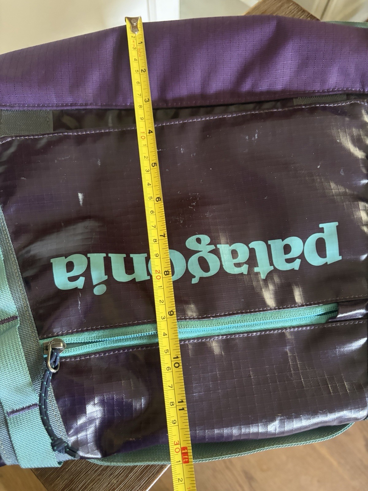 Patagonia Black Hole Messenger 12L Bag Purple Teal Laptop Lightweight 49321
