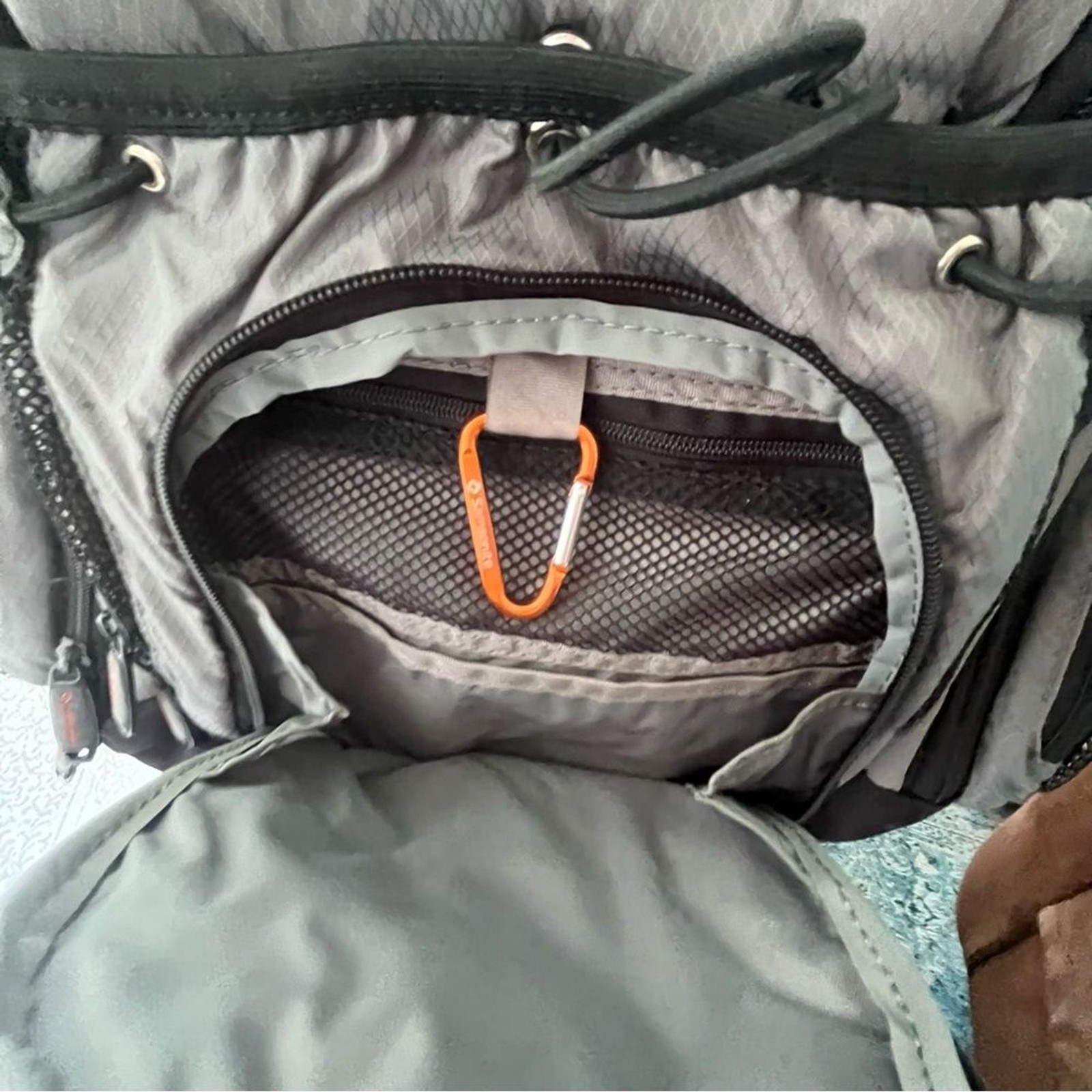Samsonite Dual-Tone Men’s Backpack Large Laptop Bag Very Nice
