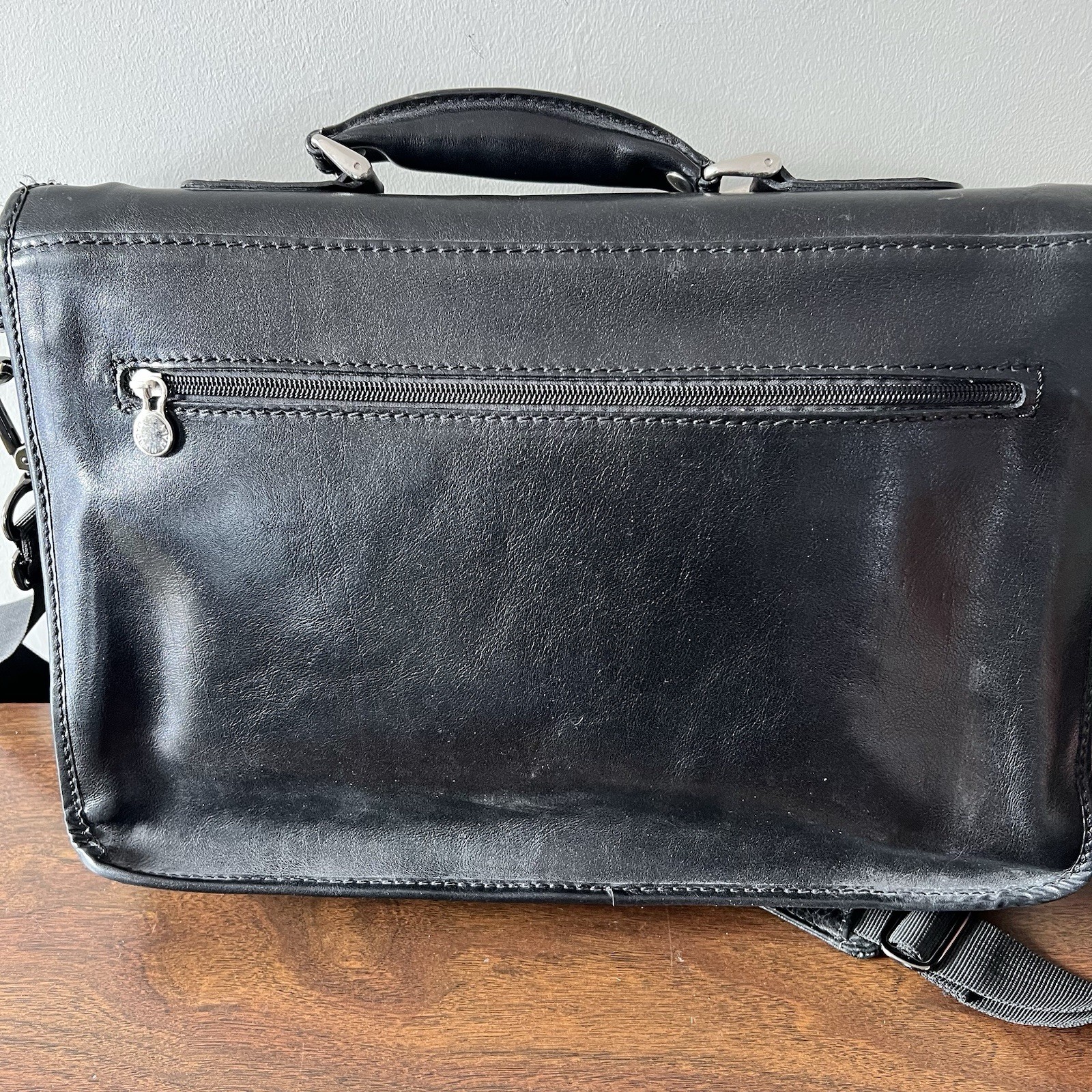 Floto Firenze Black Leather Buckle Strap Briefcase Messenger Bag Made In Italy