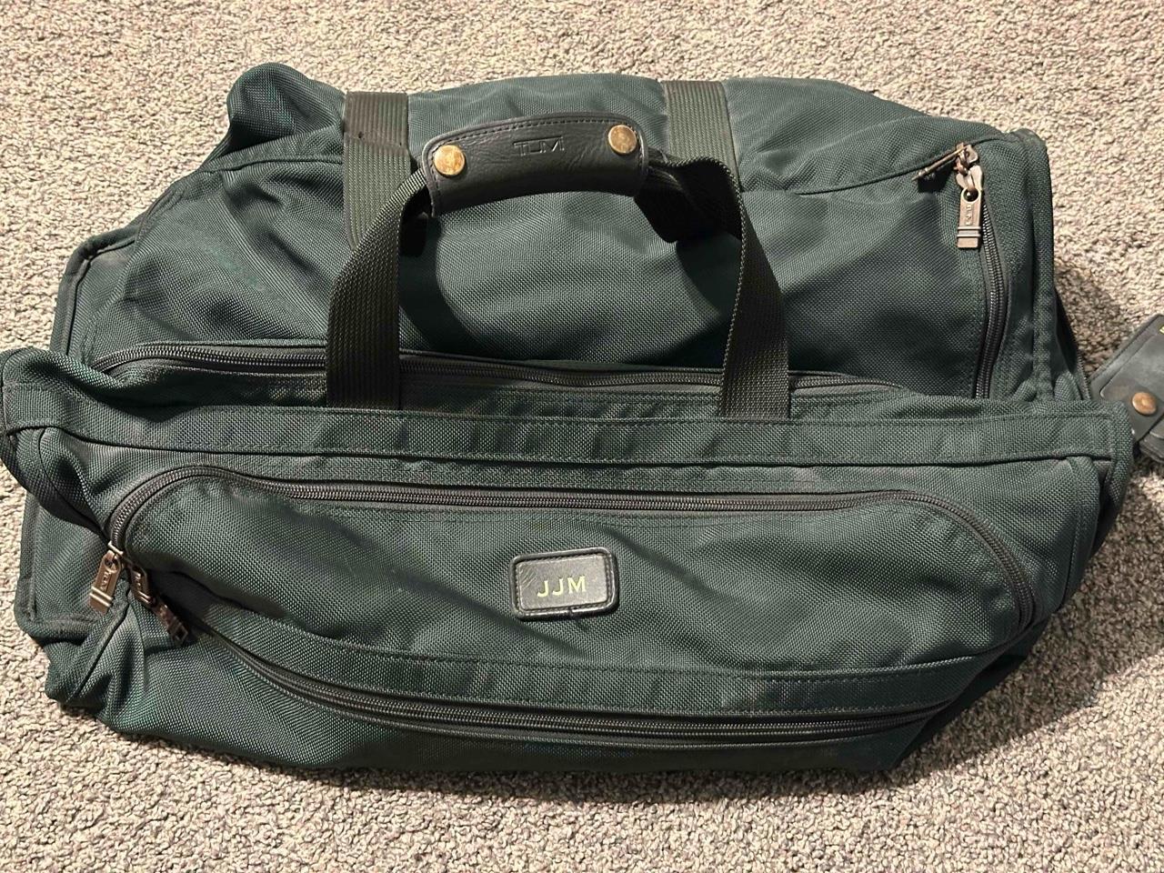 Tumi Alpha Ballistic Nylon Carry On Duffel Weekend Gym Bag Green Large Free Ship