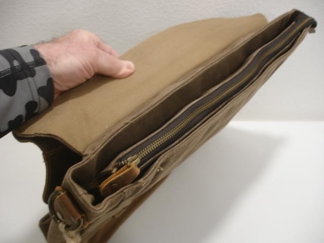 Manificent Laptop Messenger Bag Brown Leather Canvas Shoulder Strap Briefcase