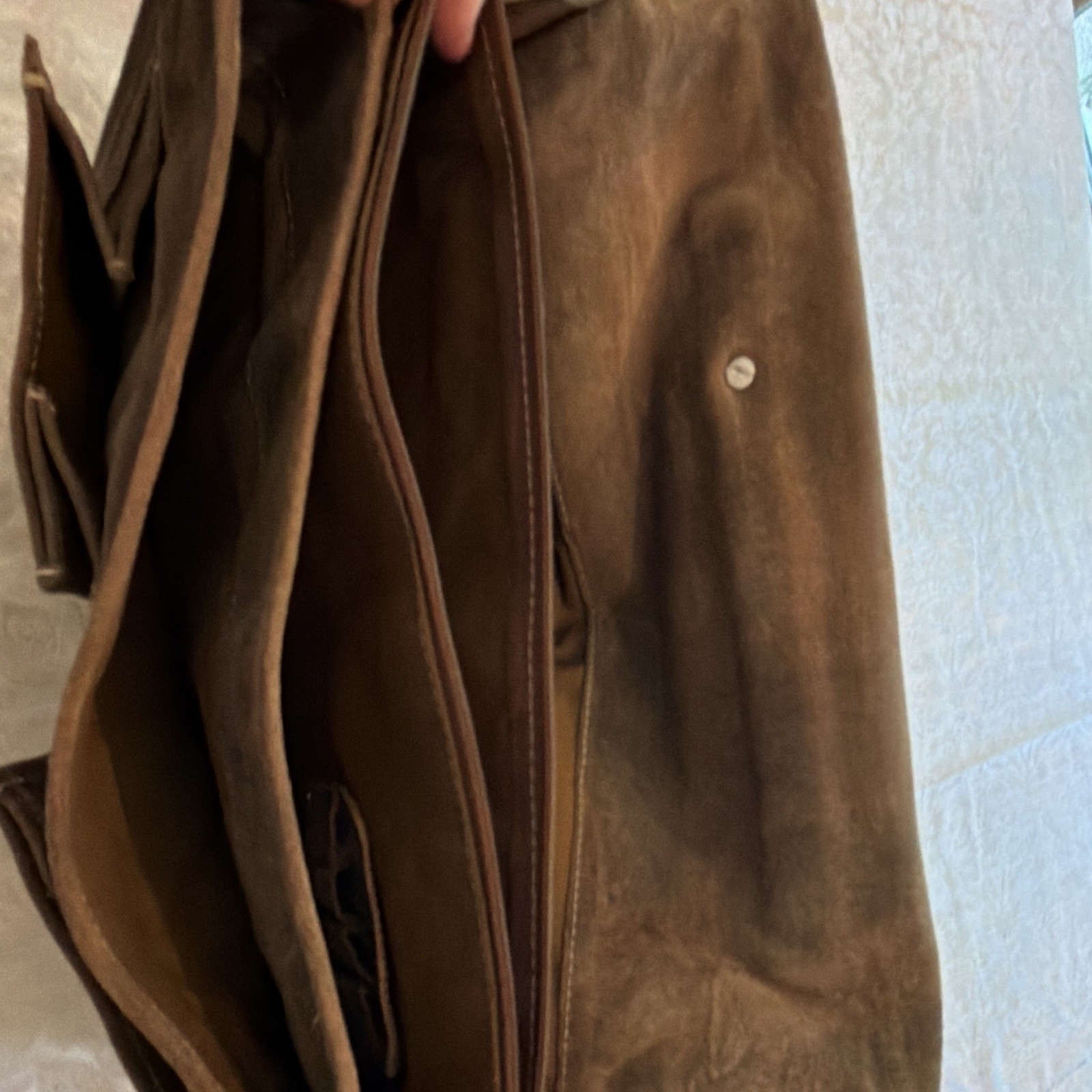 Men’s Brown Messenger Bag Adjustable Shoulder Strap Buckle Zip Pockets