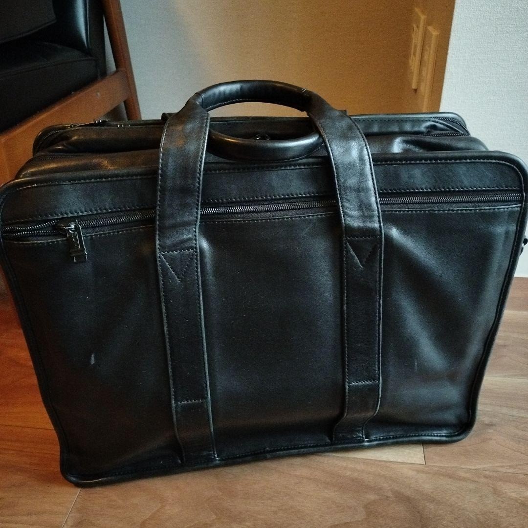 TUMI Leather Business Bag Briefcase Black Men’s Zipper Pockets Good Condition JP