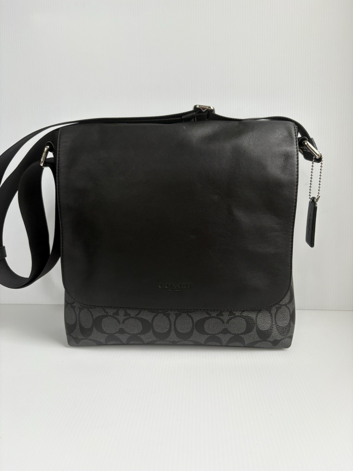 Coach F54771 Charles Small Messenger Bag Charcoal/Black EUC