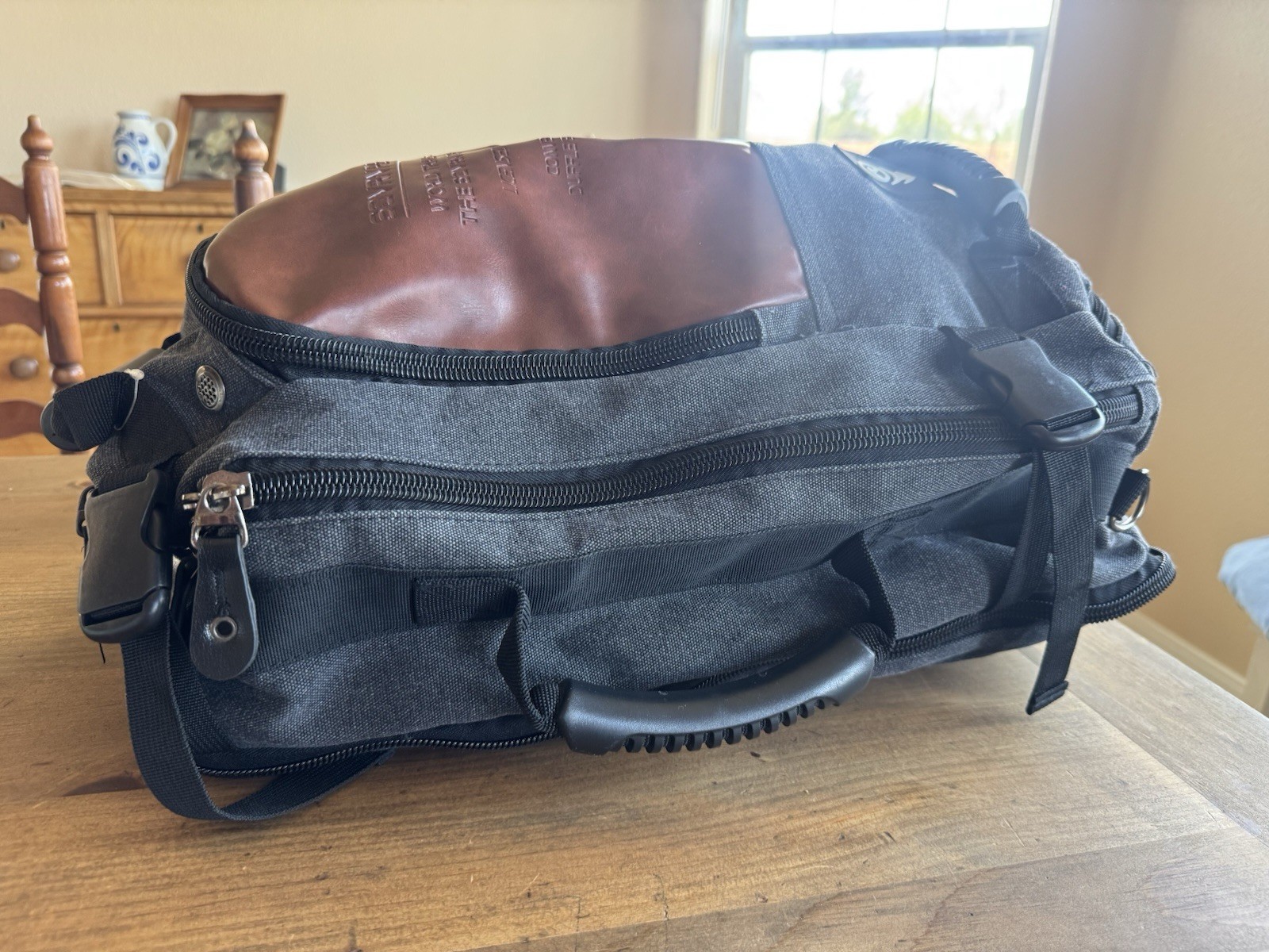 Sovrn Republic Drifter Convertible Duffle Backpack Utility Laptop Bag/Black
