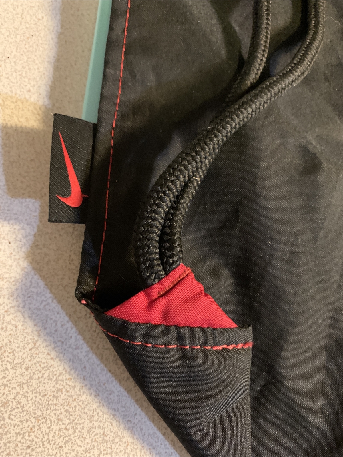 Nike drawstring bag Sack rn#56323 CA#05553 100%polyester 2 Sections! Red Black