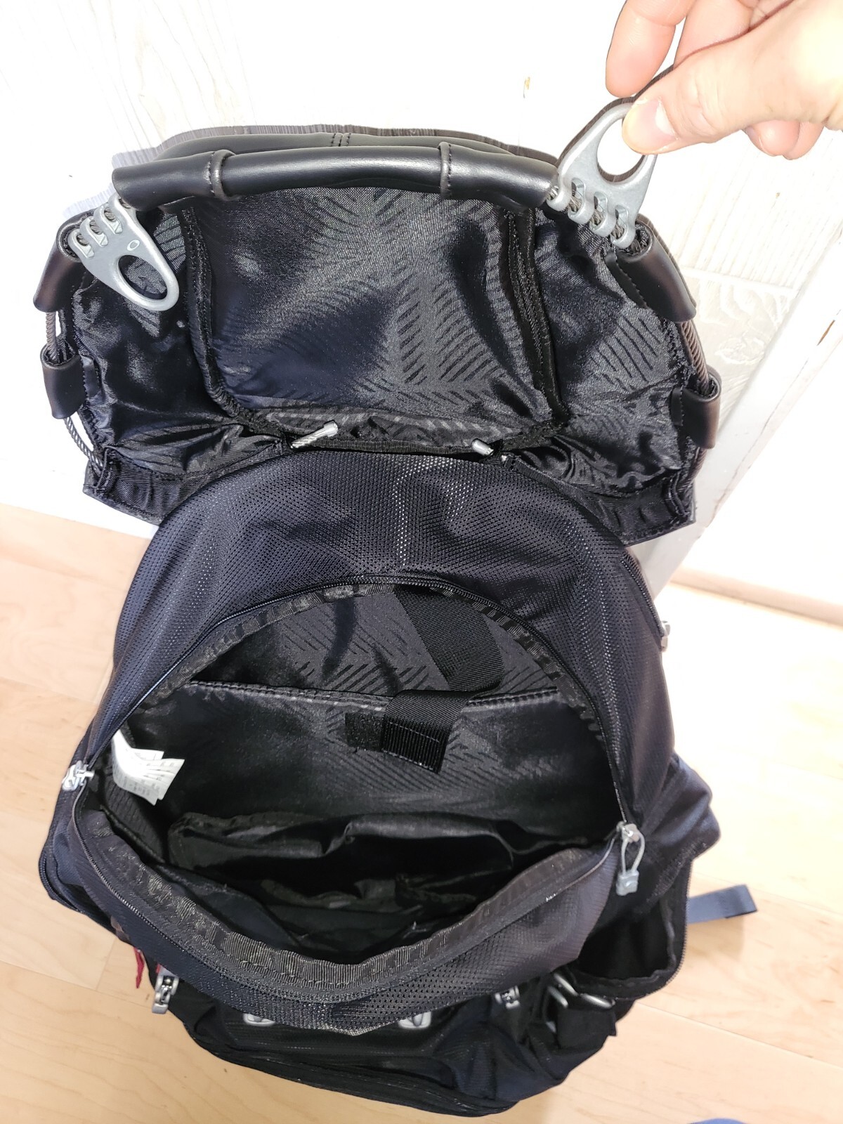 Oakley 34L Kitchen Sink Backpack – Black (92060AODM)