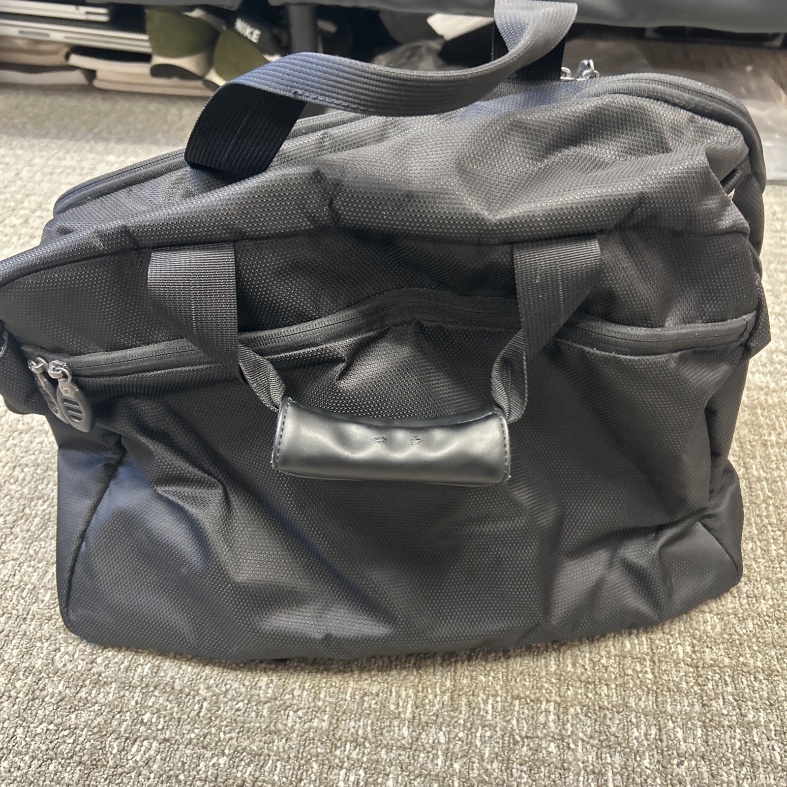 TUMI T-Tech Black Nylon Expandable Carry On Duffel 5540D Travel No Strap