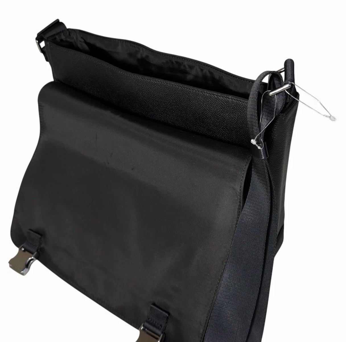Michael Kors Greyson Black Leather Messenger Bag Crossbody Laptop Work Medium