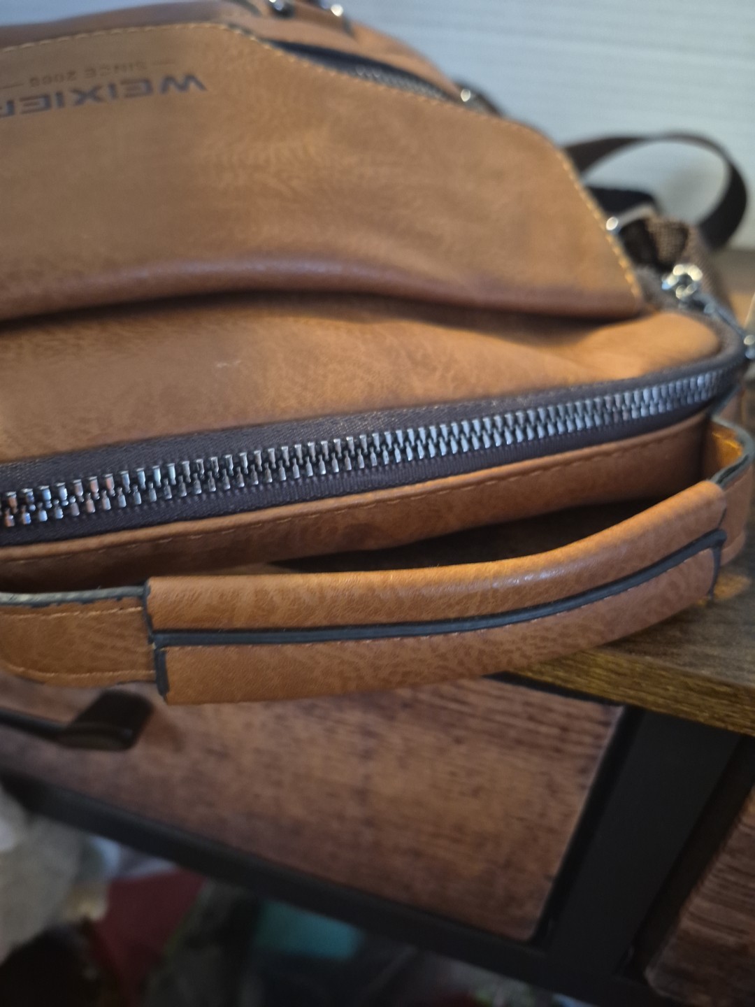 WEIXIER Crossbody Bag Men’s Shoulder/Crossbody Bag For Everyday It Travel, NEW!
