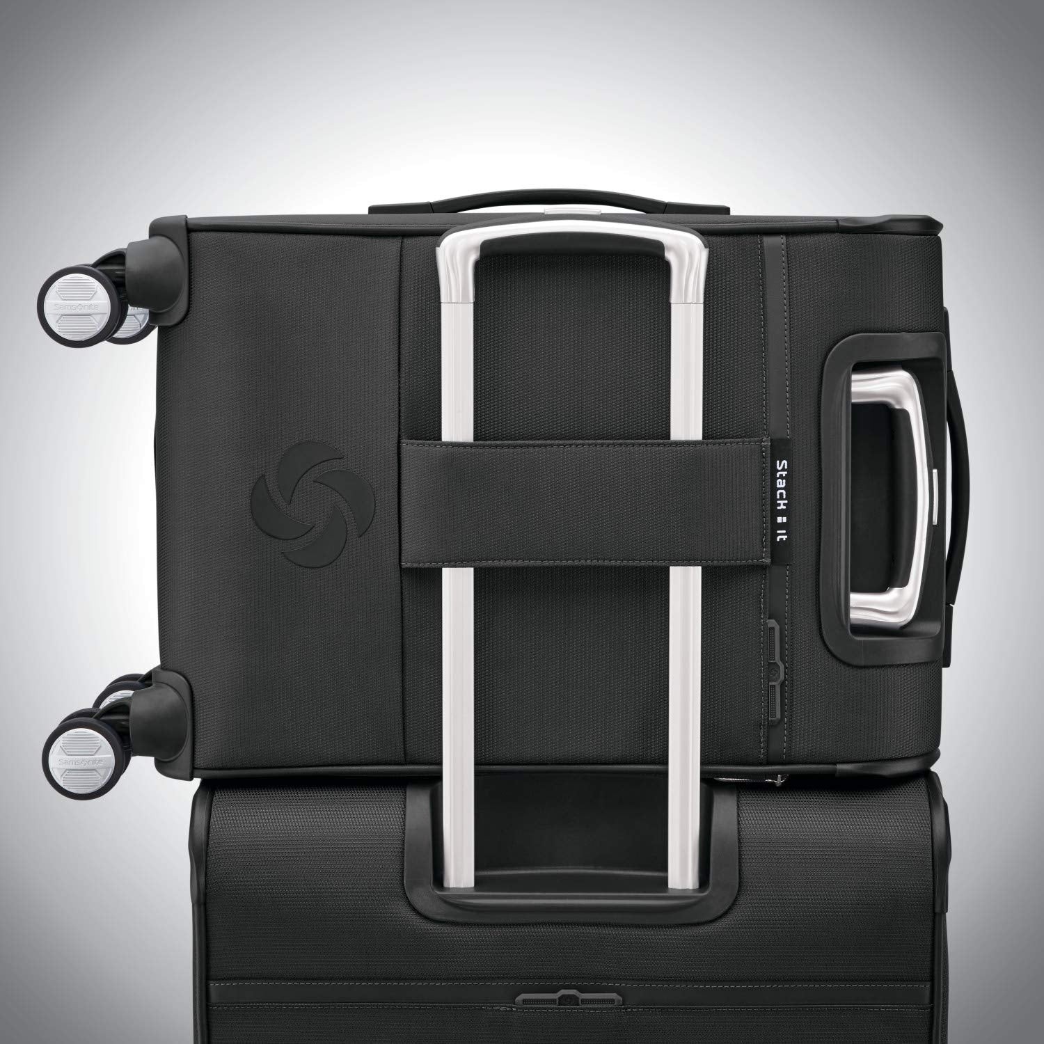 Samsonite SoLyte DLX Carry-On Expandable Spinner 20 Inch U4