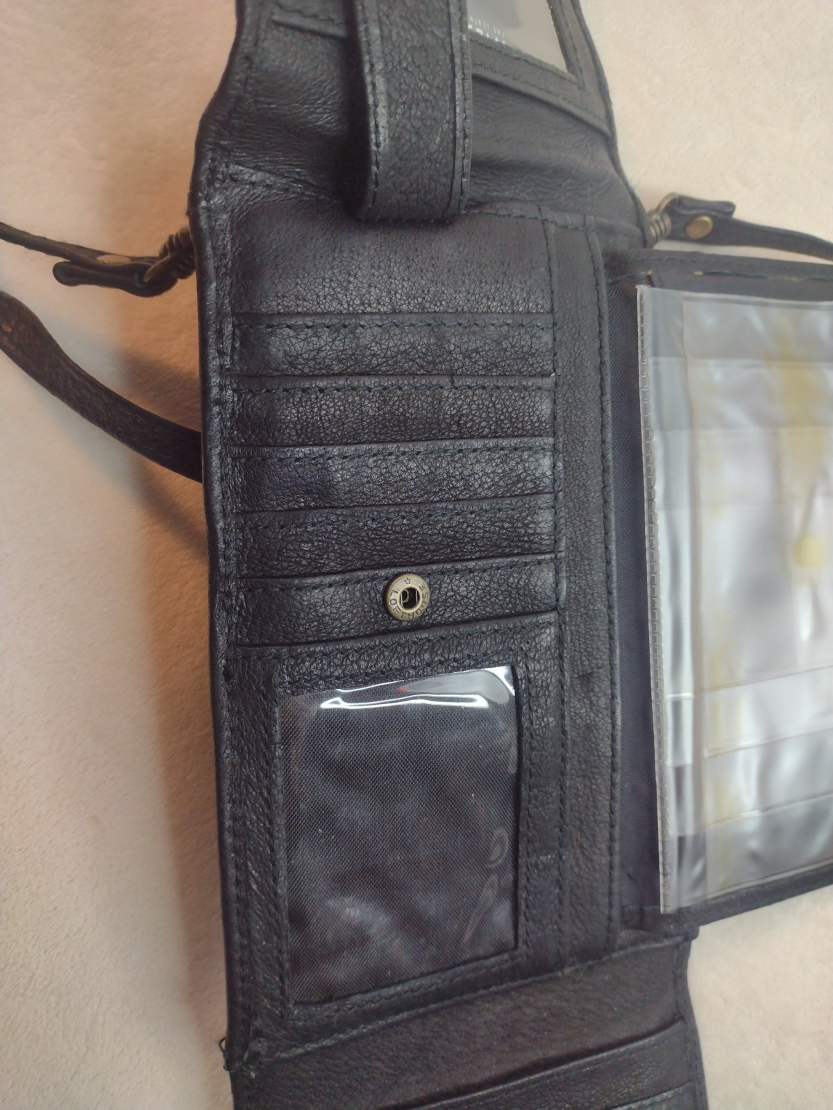 WILSONS LEATHER Crossbody Purse Wallet Phone Checkbook Travel Organizer Black
