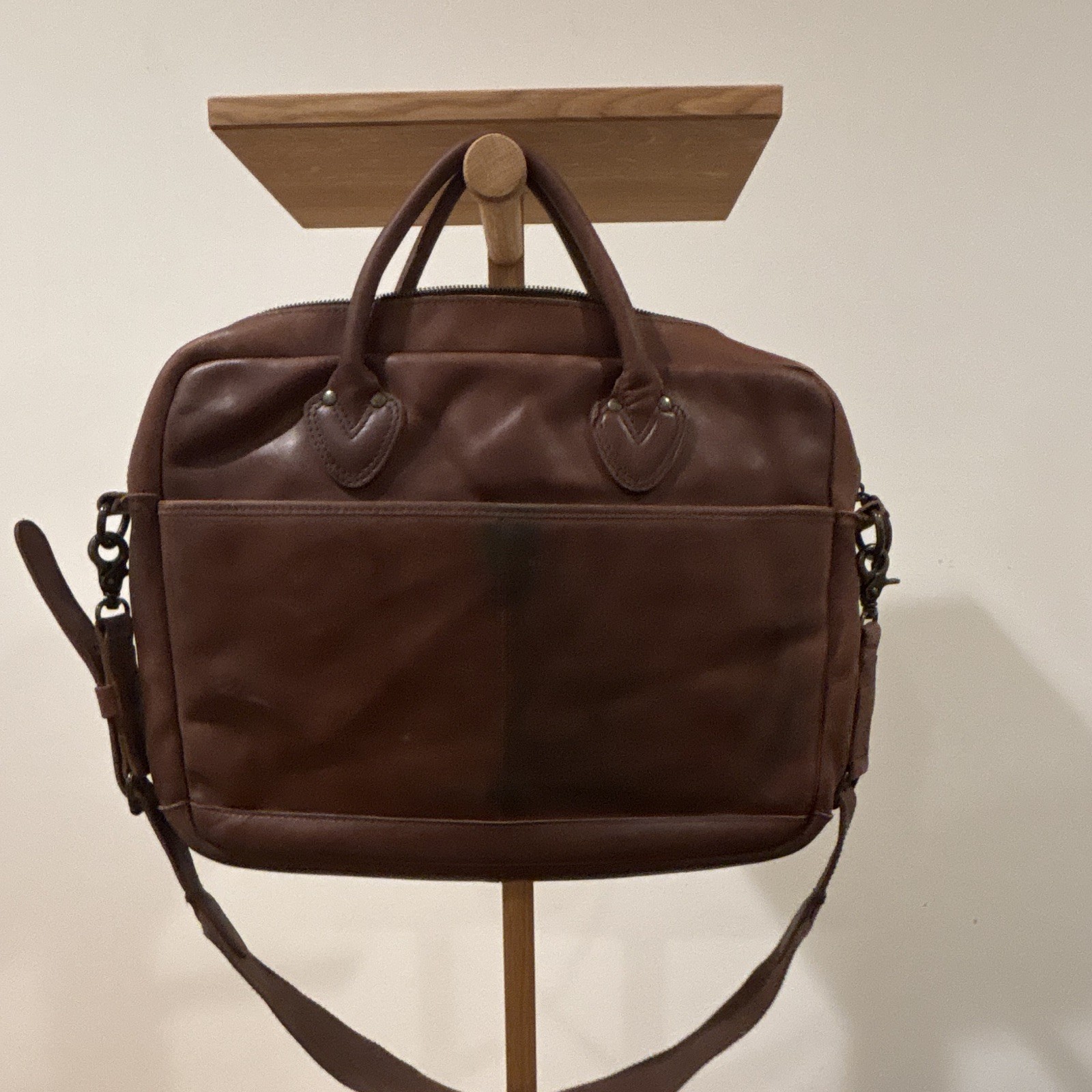 L.L.Bean 100% Leather Men’s Messenger Briefcase Case Zip Buckle Top Handle Strap