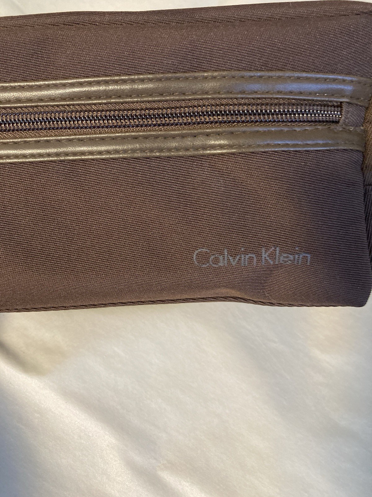 Calvin Klein Fabric Brown Toiletry Shave Bag Travel Case Dopp Kit