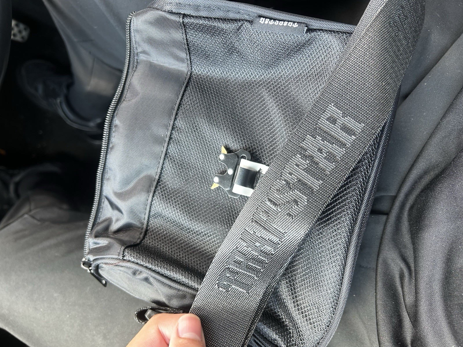 Trapstar Irongate T Crossbody Bag