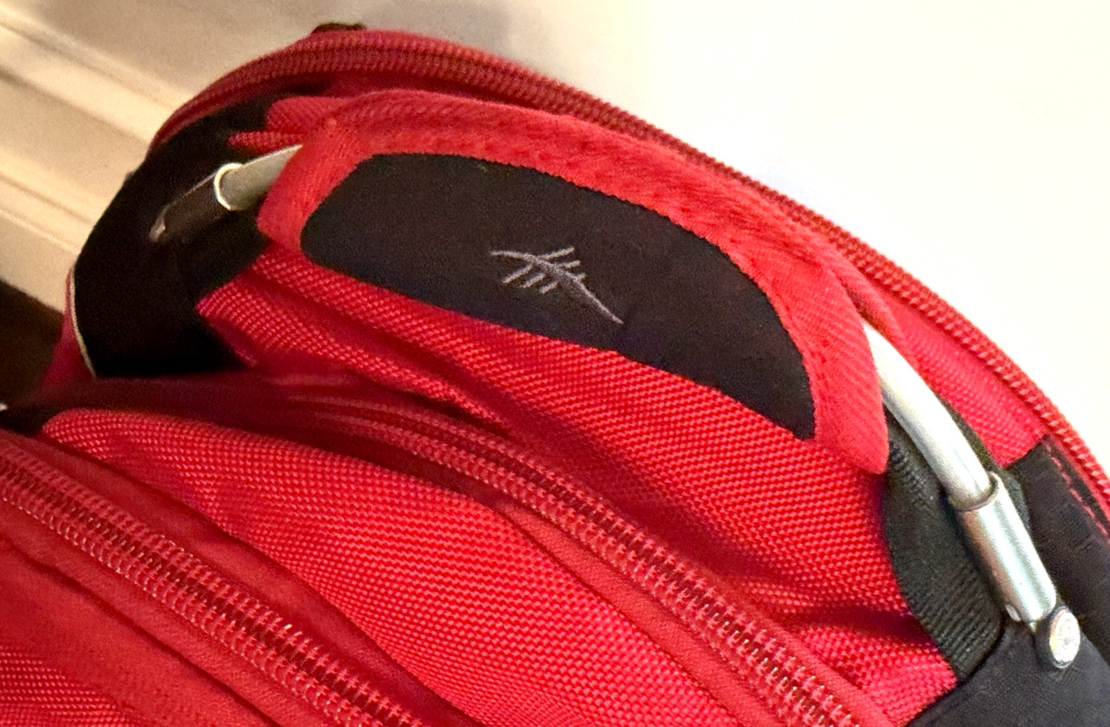 High Sierra Elite 17″ Laptop Backpack Business Travel Tech Bag Red/Gray Black