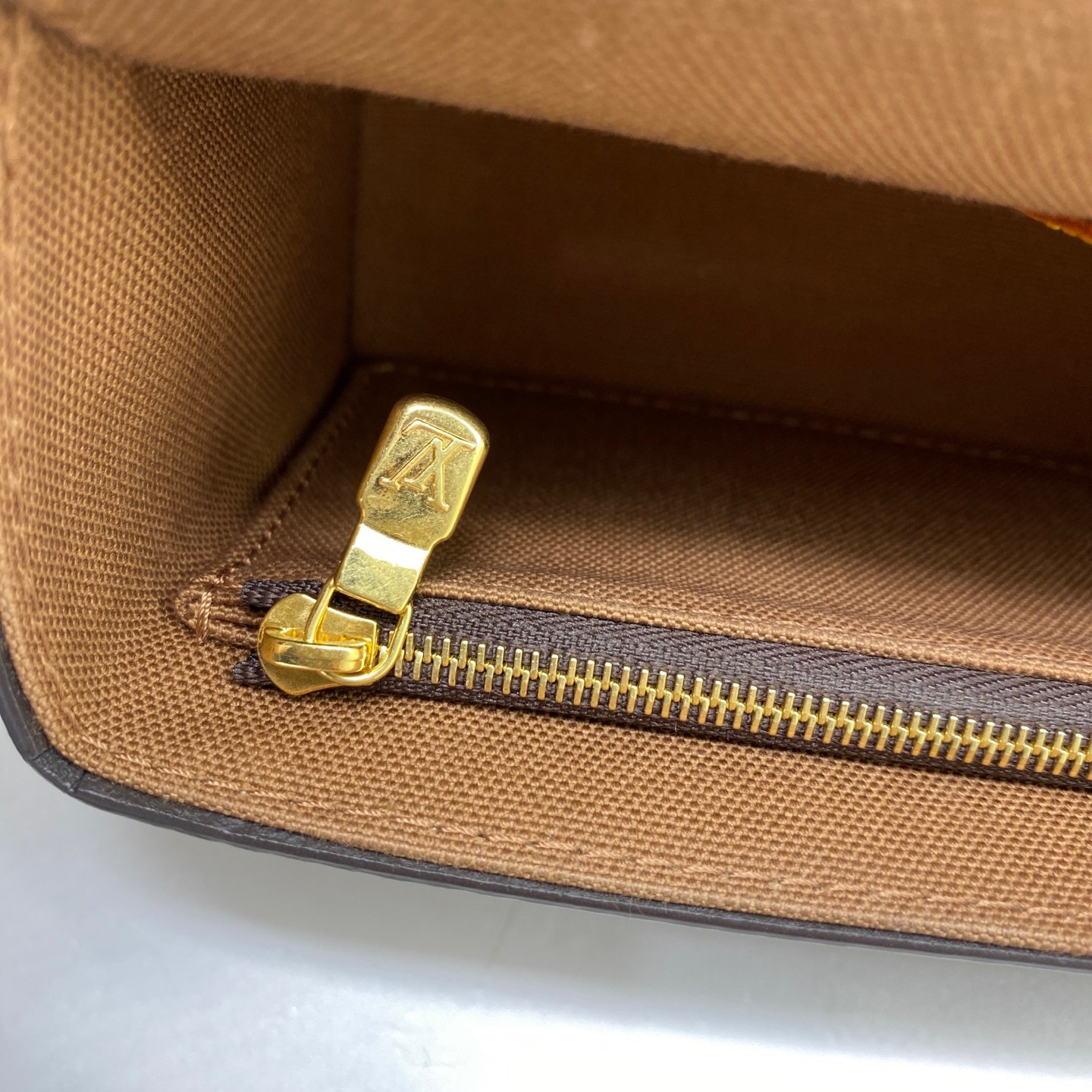 Louis Vuitton Pre-Owned Authentic STEAMER Mini Handbag Box Clutch M14738 18x11cm
