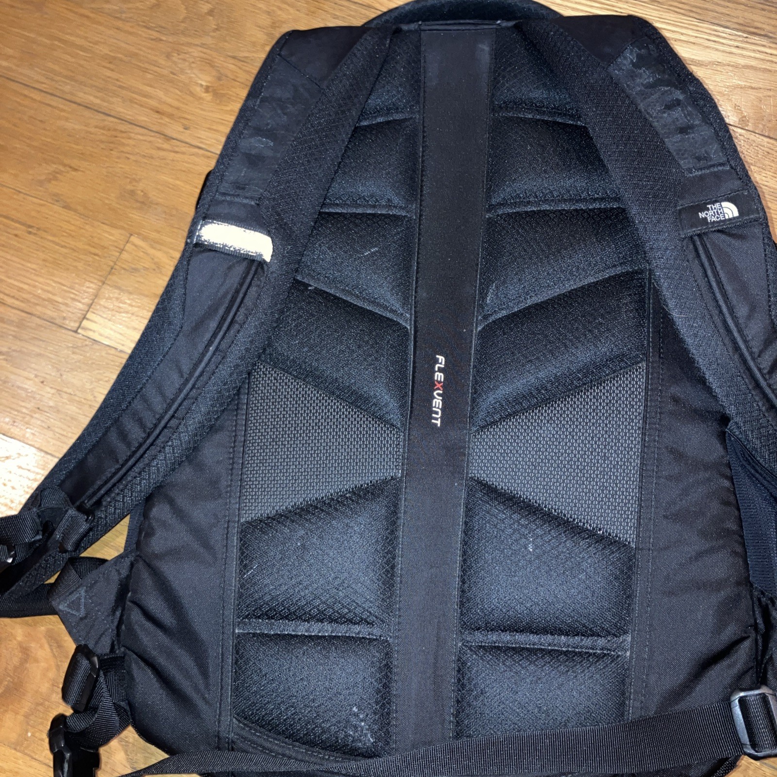 THE NORTH FACE RECON Backpack Black Mesh Pocket Used condition