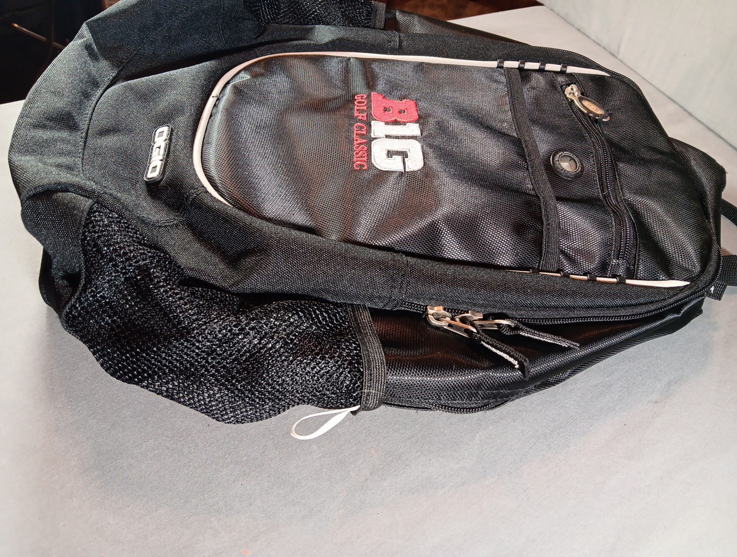 OGIO Carbon Backpack with Audio Pocket Black Preowned Excellent Condition