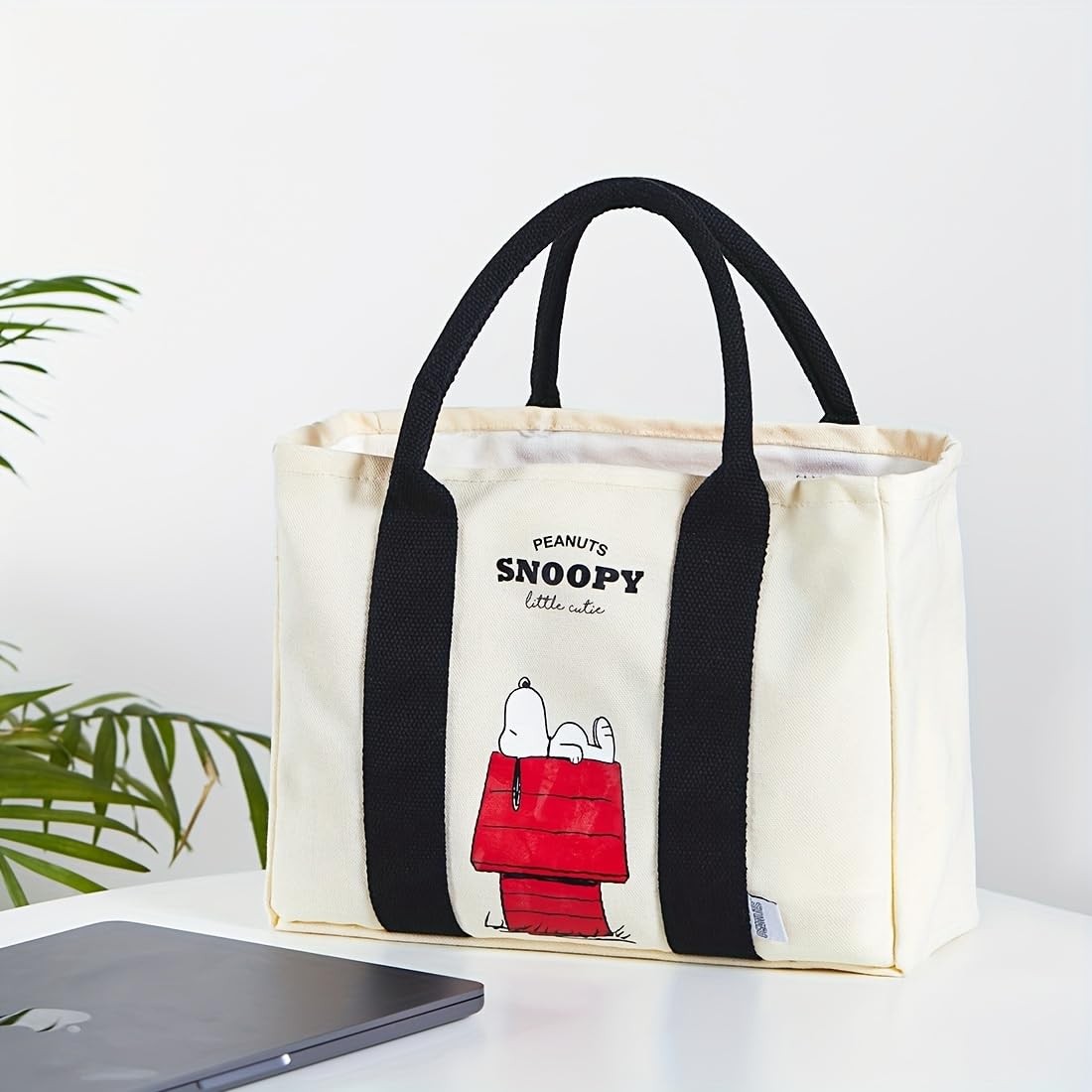 MINISO Snoopy Tote Bag,Peanuts Summer Travel 11.4″ x 8.5″ x 4.3″, Ivory
