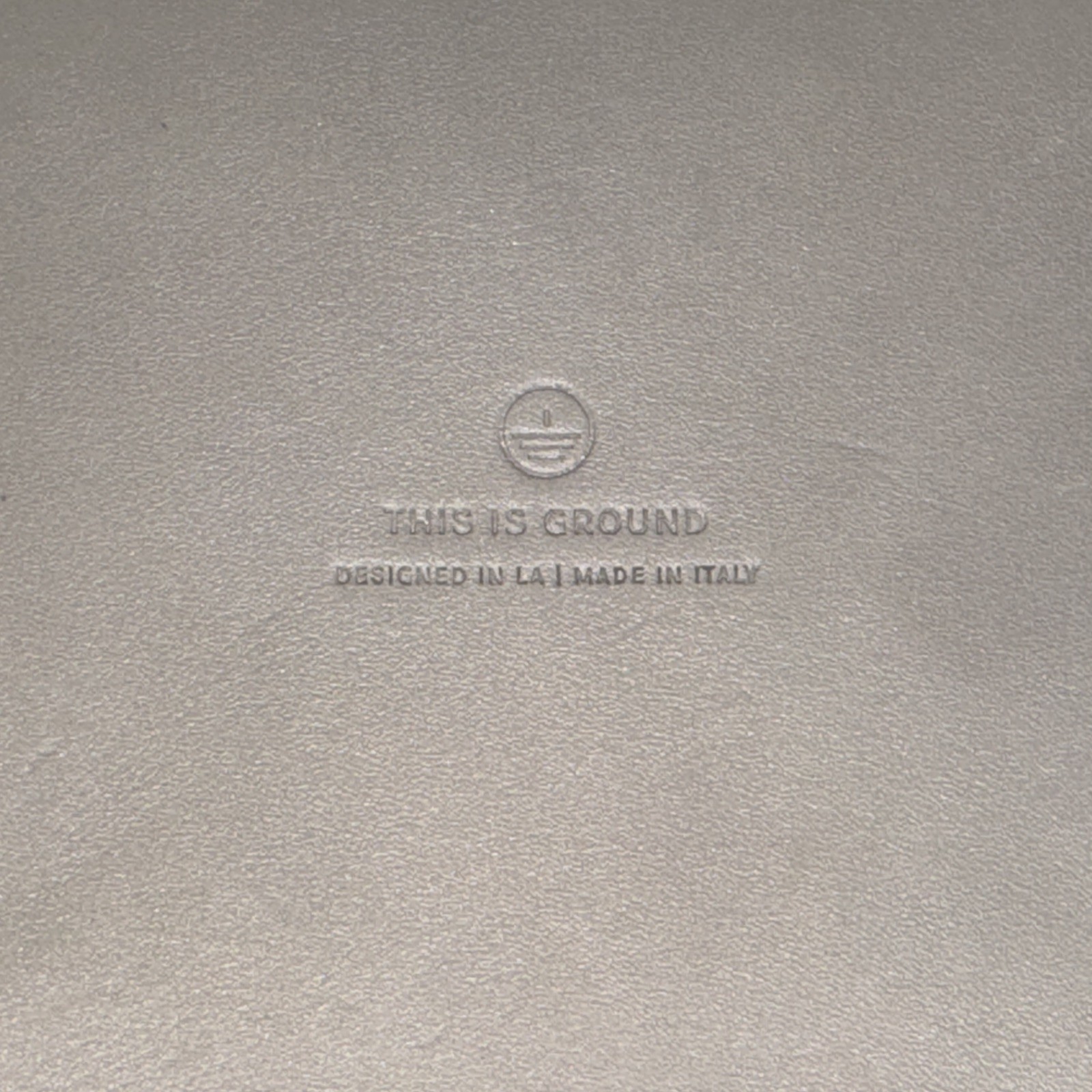 This Is Ground Leather Zip Travel Cord Organizer Case, Cream Made In Italy Used