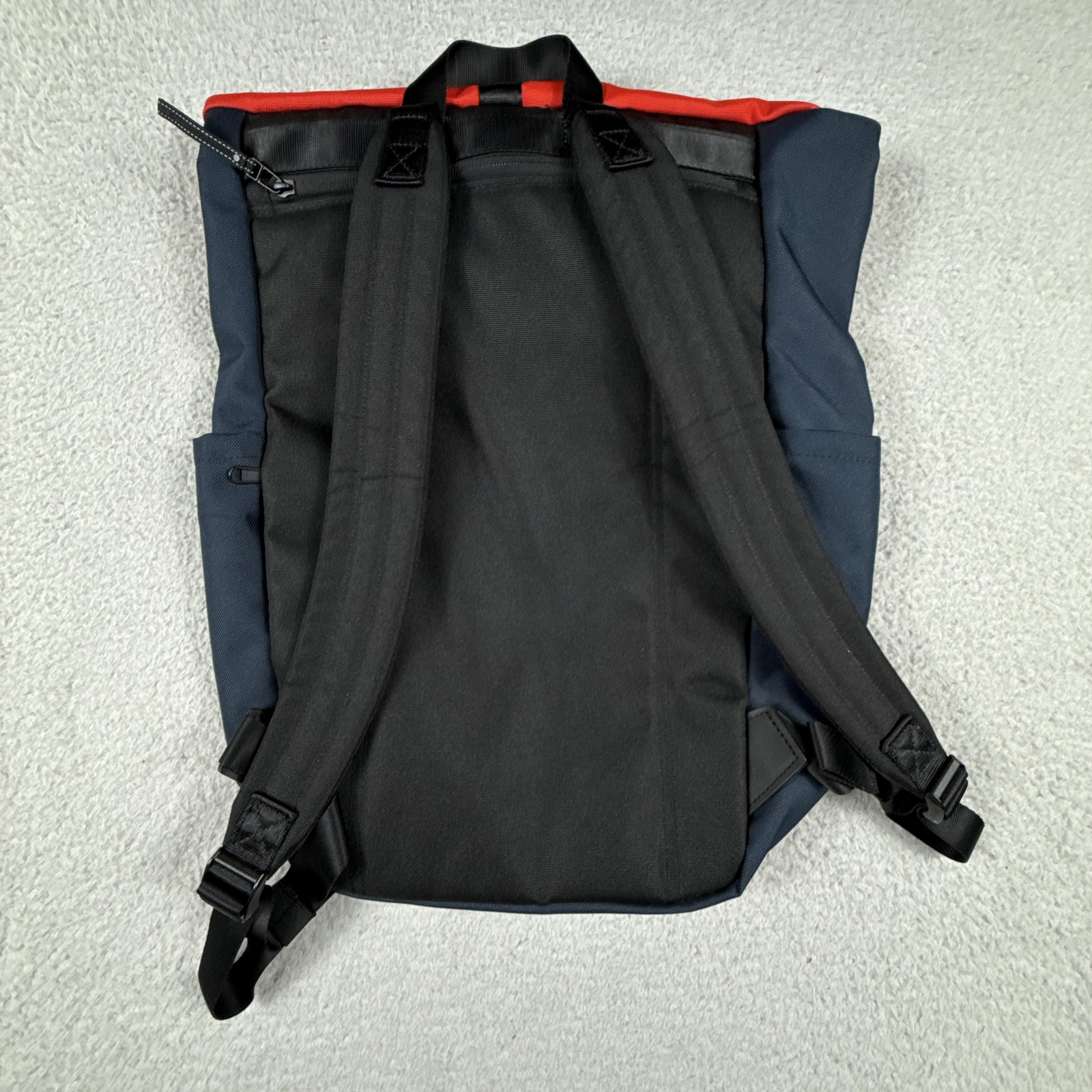 Timbuk2 Backpack Bag Hero Navy Red Roll Top Laptop Compartment Daypack Travel