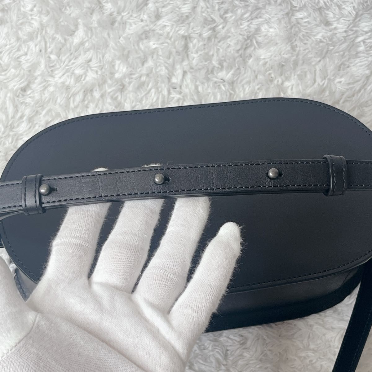TSUCHIYA KABAN Black Nume Oval Shoulder Bag Adjustable Strap 600ml 15x28x8cm