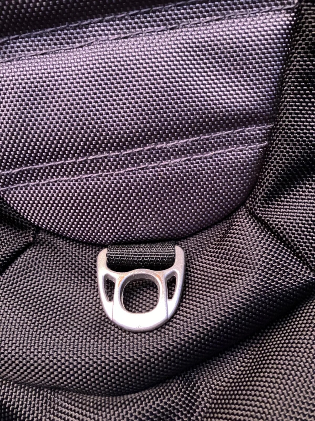 SWISSGEAR Model 9275 Backpack Laptop Case Airflow