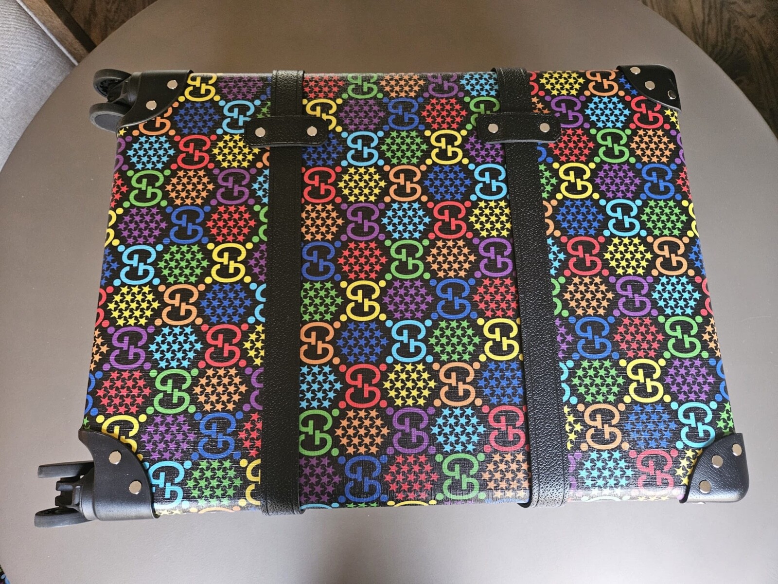 Gucci x Globe-Trotter Psychedelic Trolley w/ Dust Cover + Luggage Tag; Awesome!