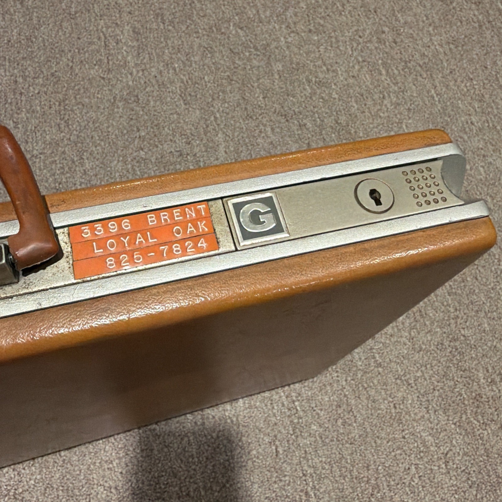 Samsonite Classic Brown Hard Shell Slim Briefcase Vintage 1960s 70s MCM