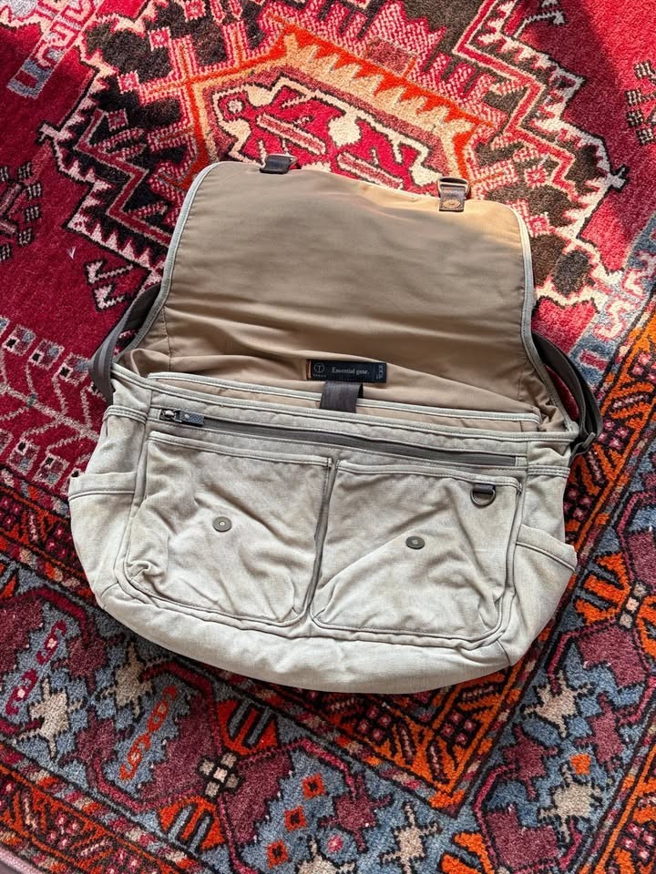 Rare Vintage Tumi T-Tech Waxed Canvas Messenger Laptop Bag
