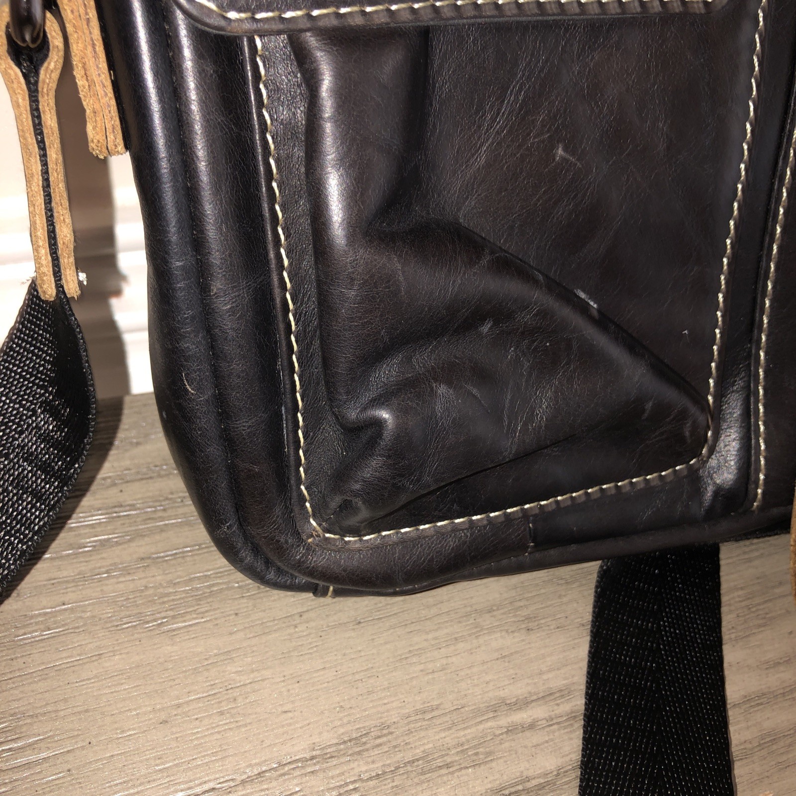BULLCAPTAIN Leather Men Shoulder Bag Small Men Bag Vintage Casual Bag 9″