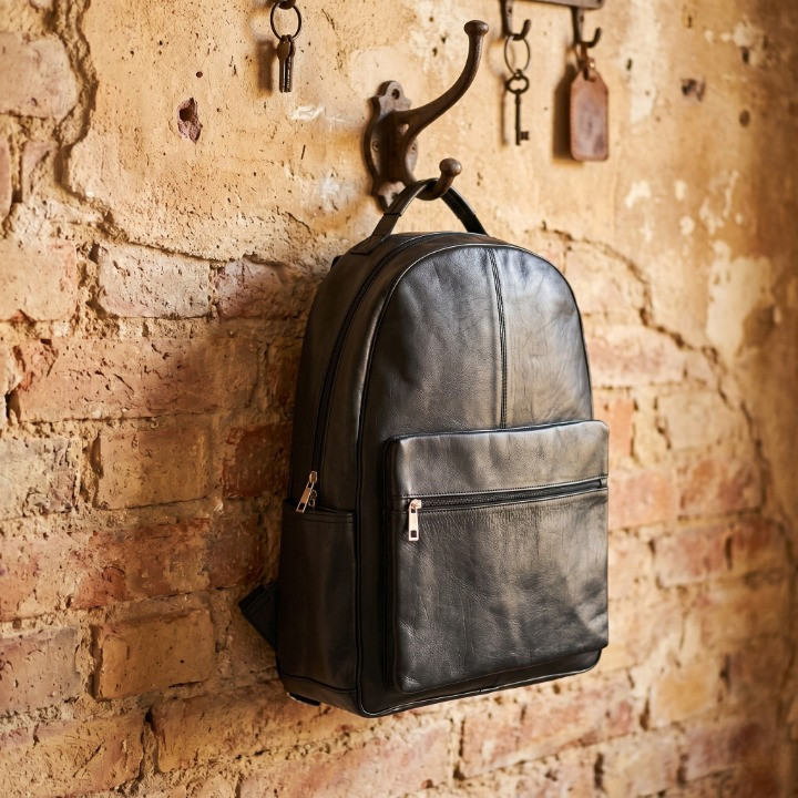 Leather Backpack Cowhide Genuine Vintage Travel Rucksack Laptop Shoulder Bag Men