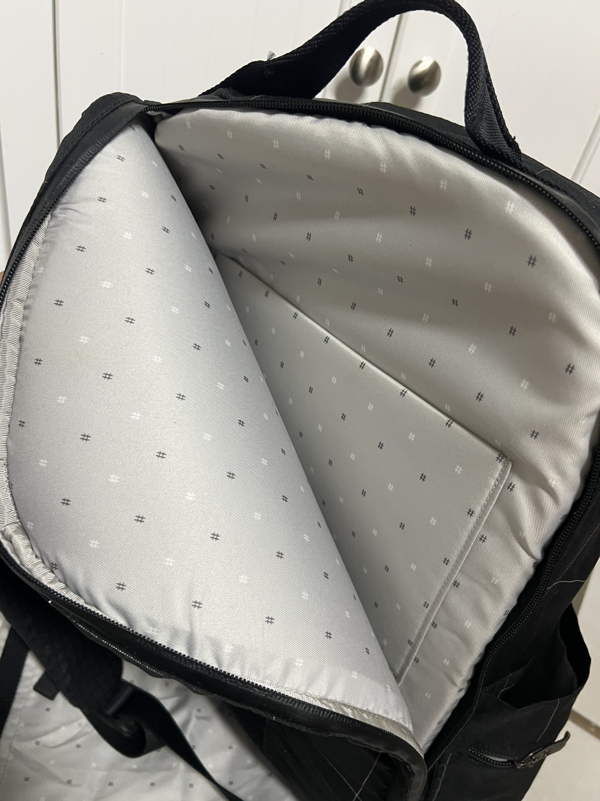 Lululemon Cruiser Backpack bag 22L Rare Out Of Print. Pin stripes. Complete