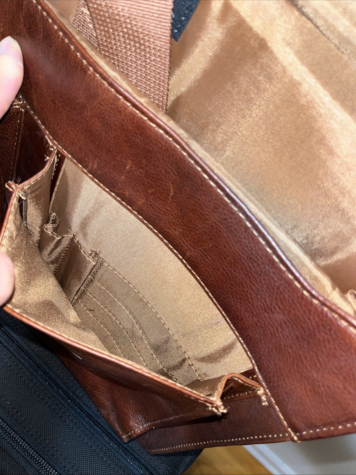 Wilsons Leather Messenger Bag Briefcase Laptop Shoulder Bag – Brown, EUC