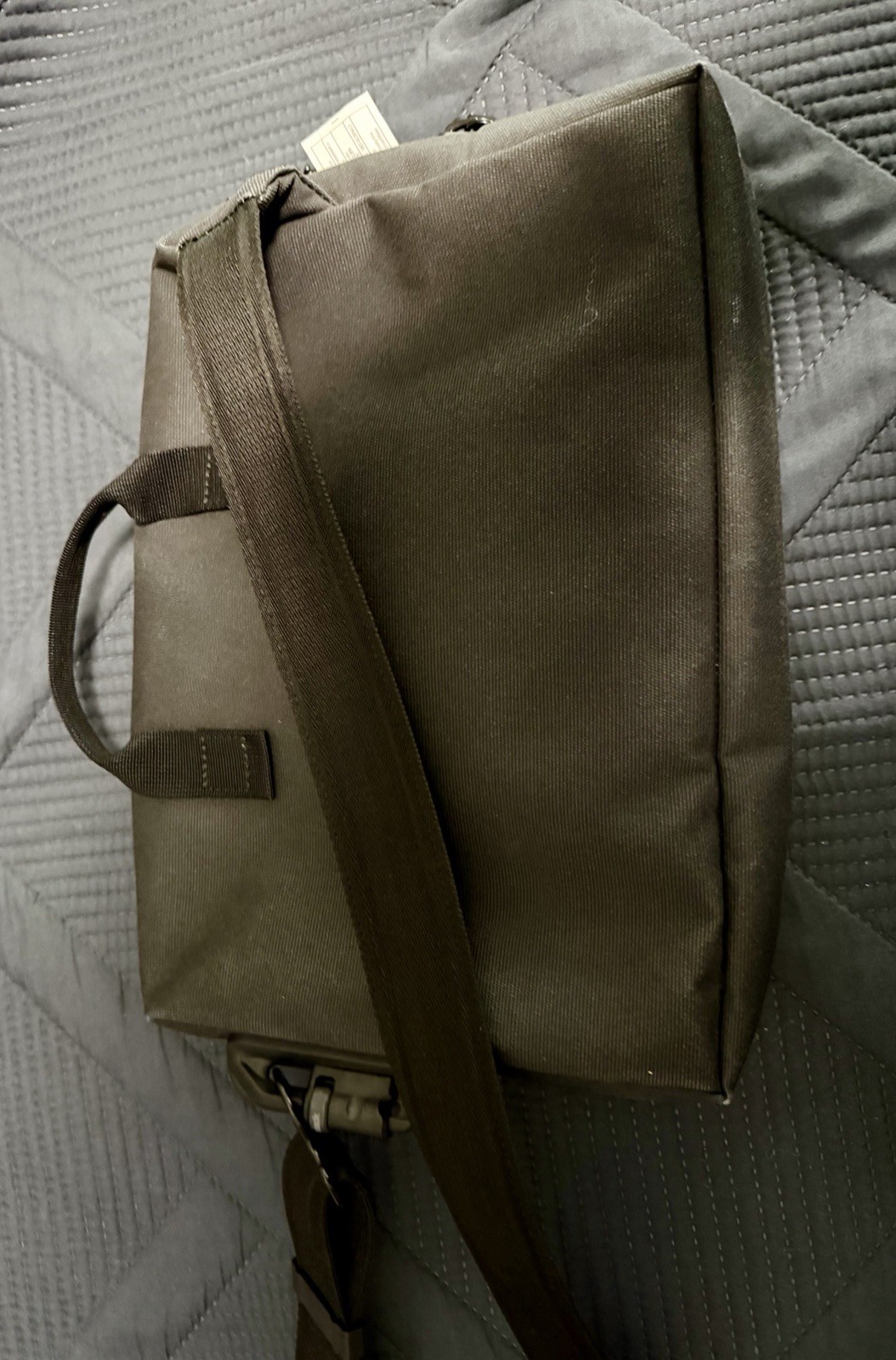 Pacsafe Anti-theft Black Shoulder Bag