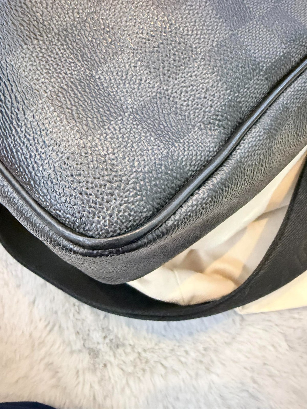 Louis Vuitton Daniel MM Damier Graphite Messenger Bag Men’s Crossbody Authentic