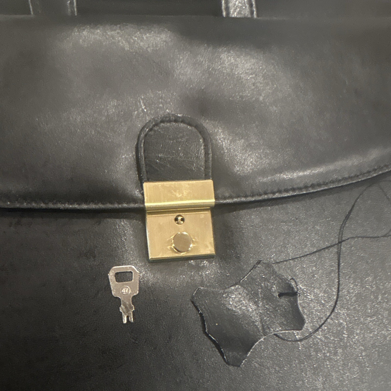 Black Leather Briefcase/Document Case Top Handle Adjustable Strap Push Lock Zip