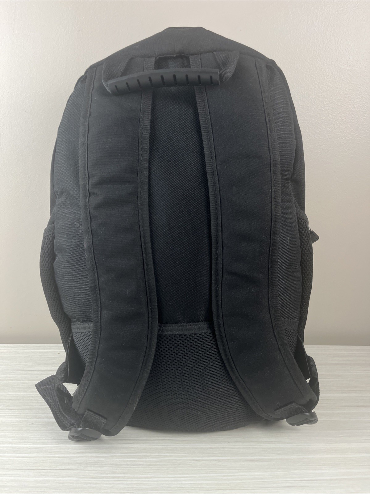 Eastsport Extreme Sport Backpack Black Shoe/Laundry Compartment Padded