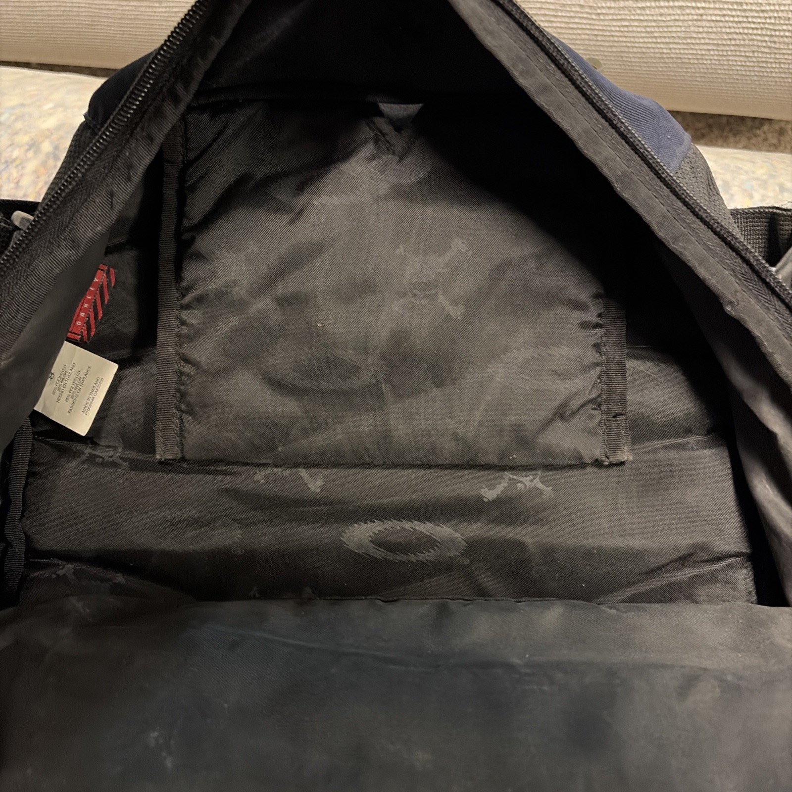 OAKLEY Icon 2.0 Tactical Backpack Red Tag Archive Black Blue Nylon Used Y2K