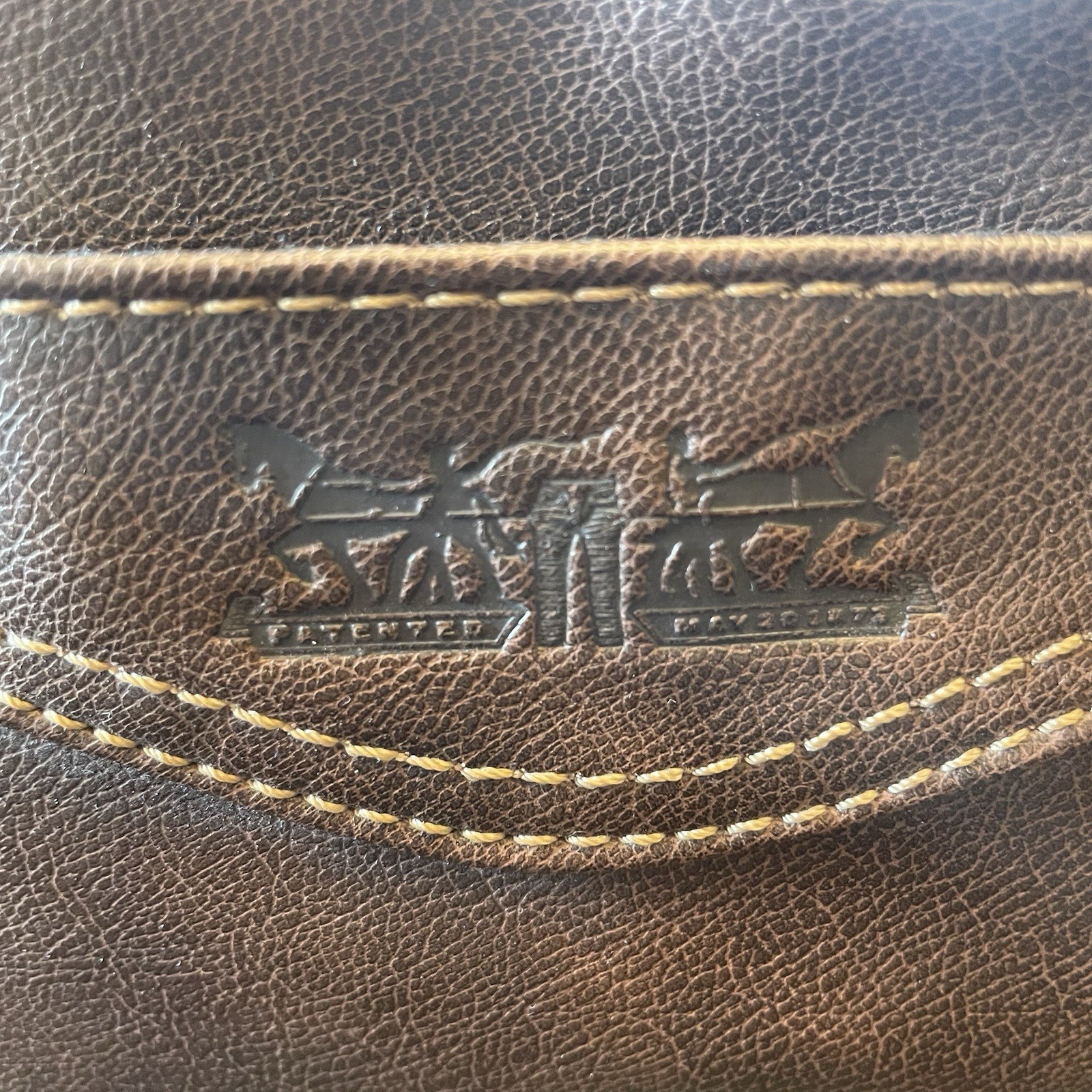Levi Strauss Travel Kit Toiletry Bag Brown PU Leather Inner Pocket Front Pocket