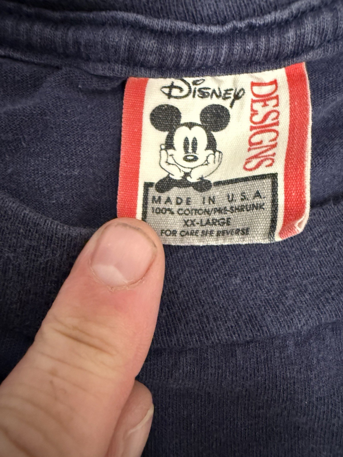 Disney Mickey Mouse Disneyland Vintage 90S T-Shirt Crest Men’s Size XXL