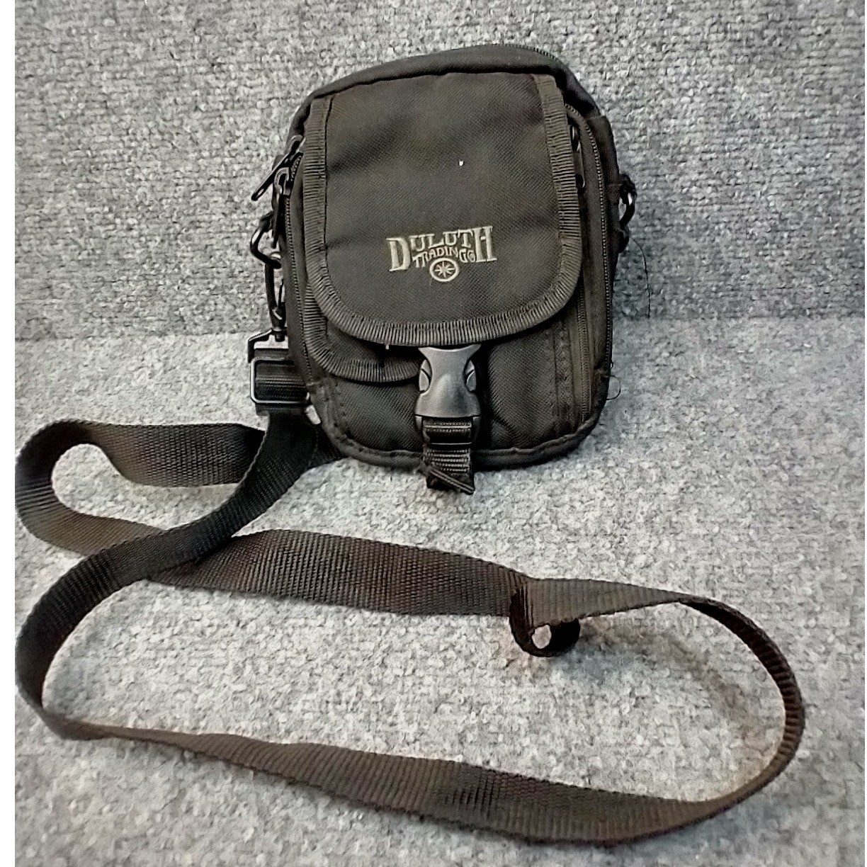 Duluth Trading Co Black Ballistic Nylon Crossbody Utility Bag Travel Pouch Mens