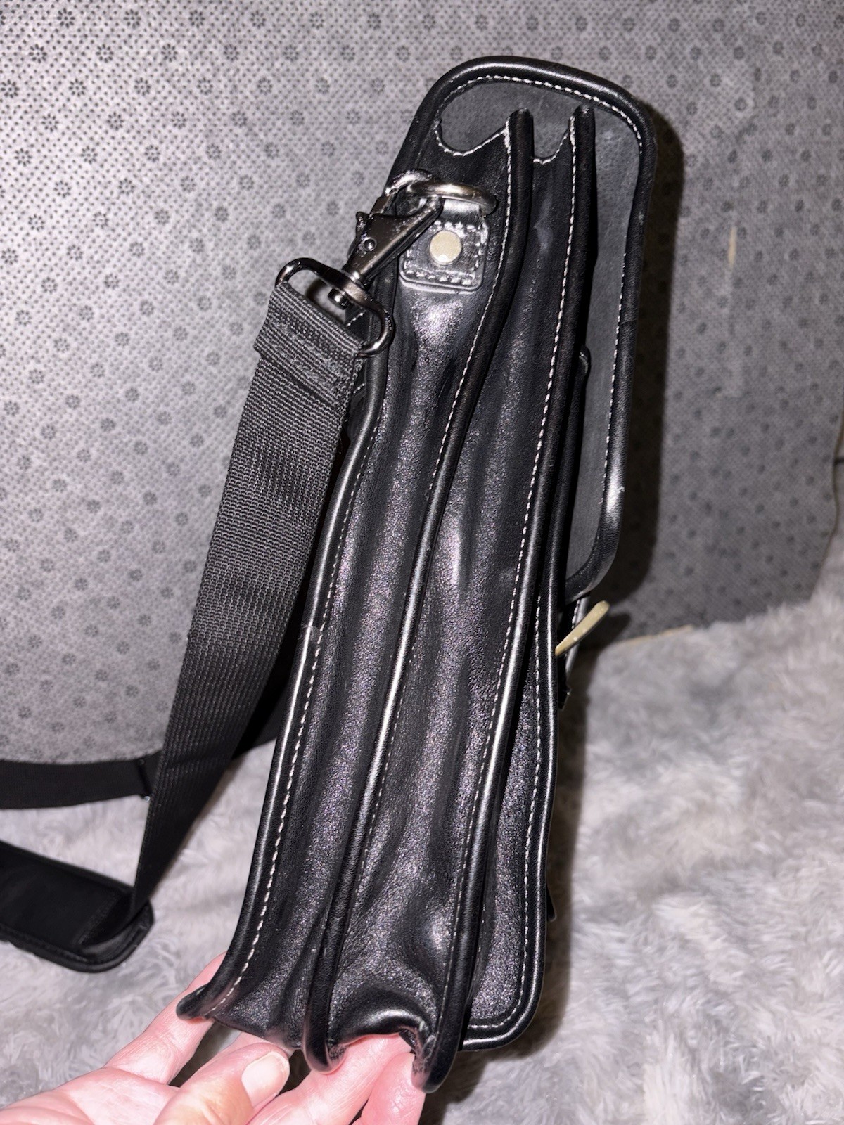 Floto Firenze Black Leather Buckle Strap Briefcase Messenger Bag Made In Italy