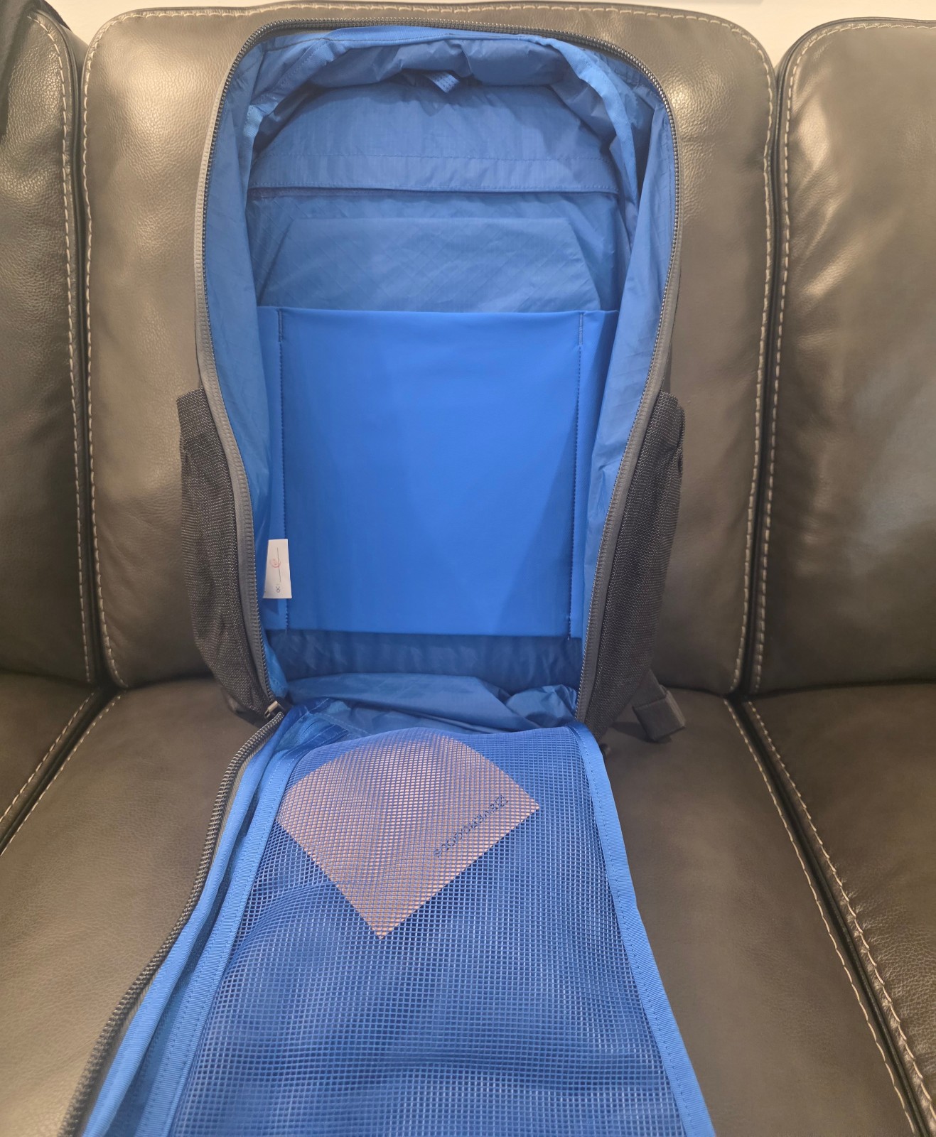 Evergoods x Carryology Mountain Panel Loader MPL22 Kludde Black Magic