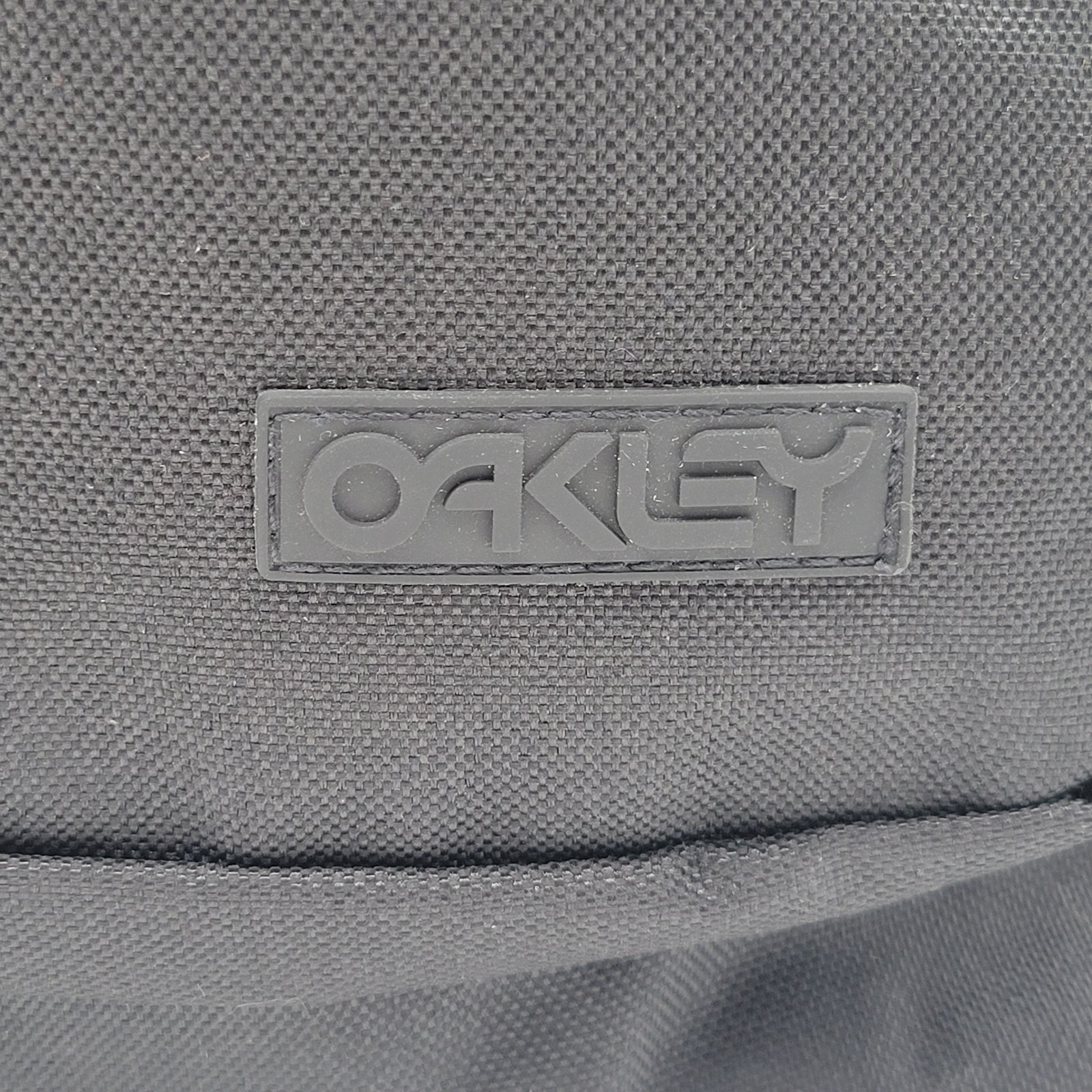 NEW NWT Oakley Red & Black Transit Everyday Backpack Bookbag BTS Back to School