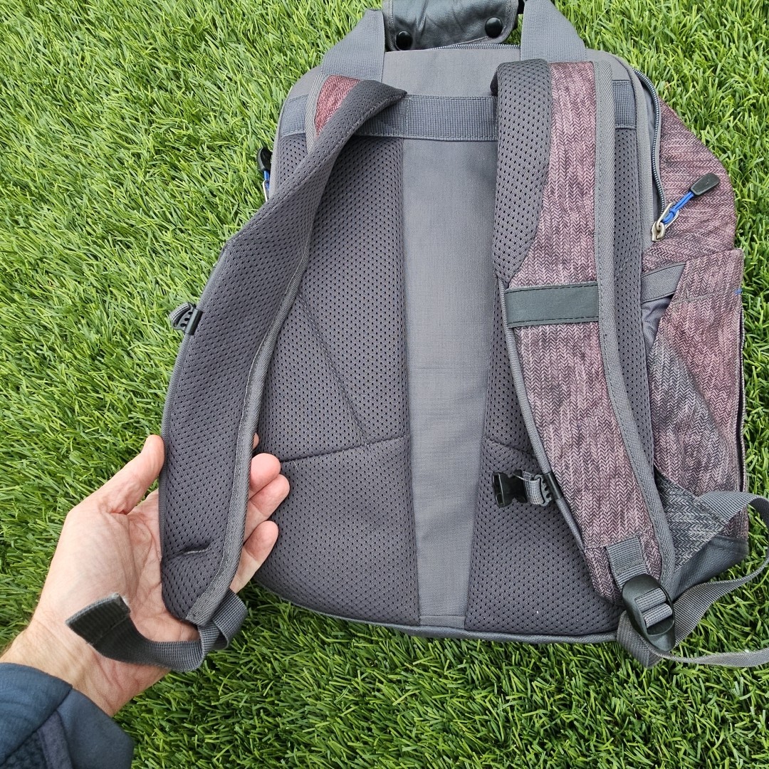 High Sierra 22L Grab Handle Backpack Merlot Gray Laptop Bag Pockets Daypack EUC