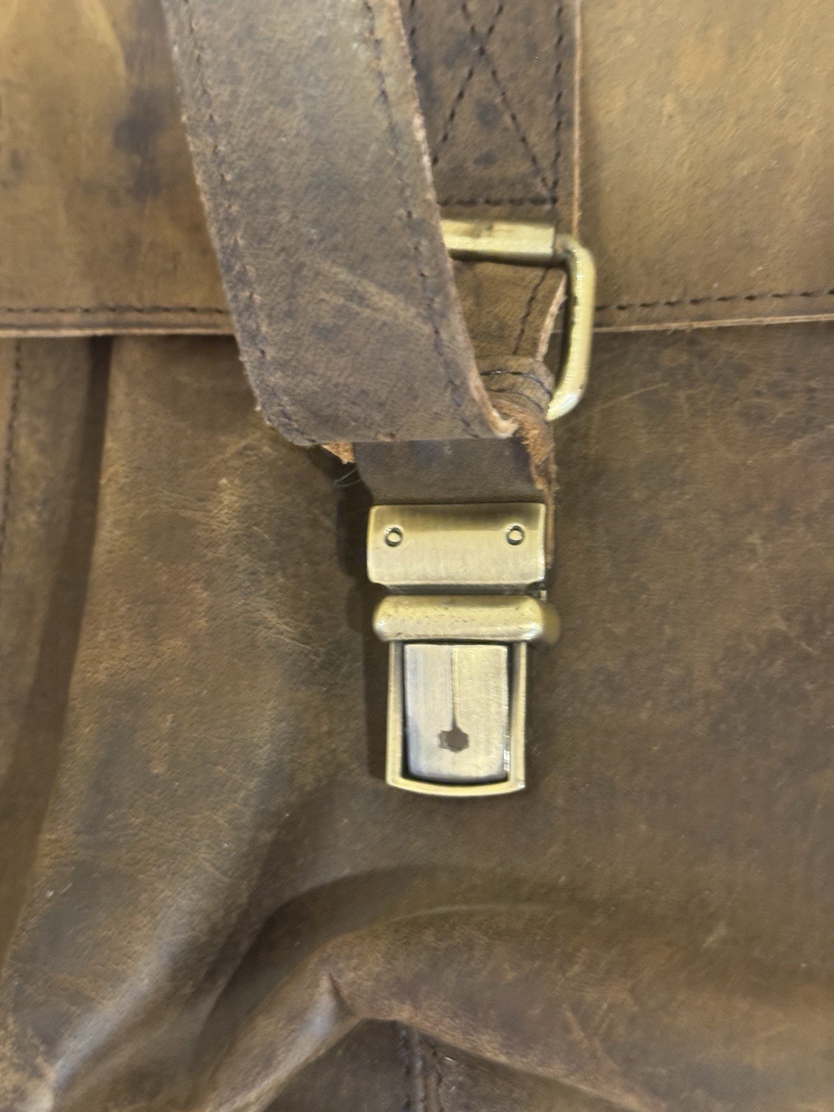 Komalc Passion Leather briefcase 16 X 12 Laptop Messenger Bags for Men and Women