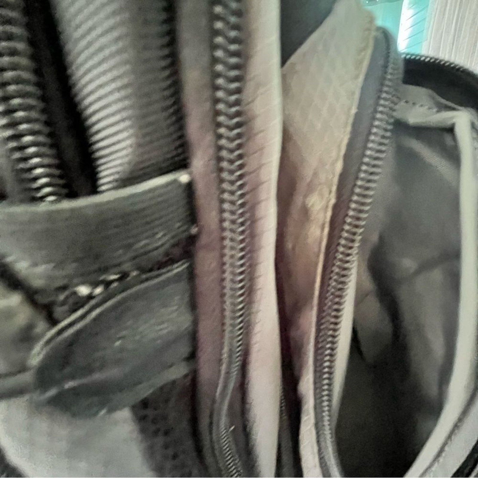 Samsonite Dual-Tone Men’s Backpack Large Laptop Bag Very Nice